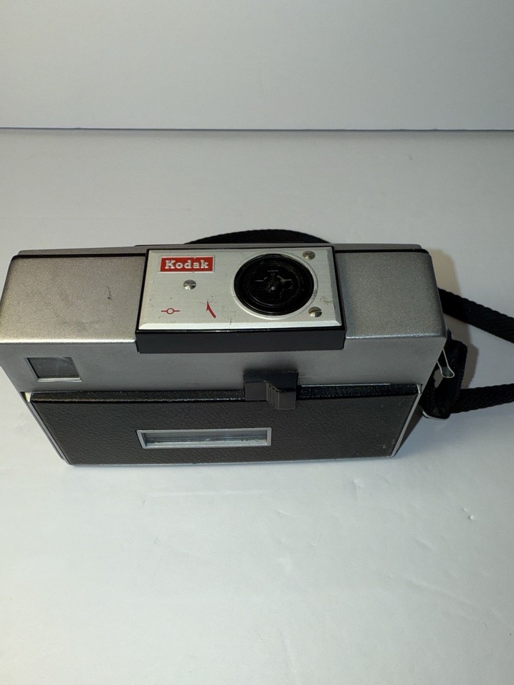 Vintage KODAK INSTAMATIC 714 - UNTESTED
