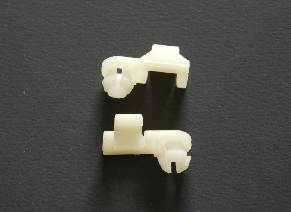 CHEVY AND GMC Tailgate Handle Rod Clips 1981 TO 1998 , 1-PAIR