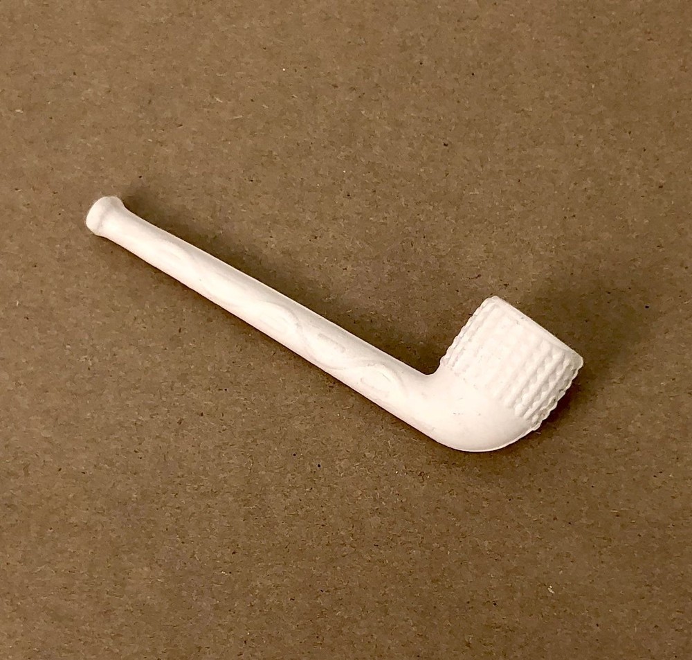 Small Clay Pipe with Basket Pattern Bowl - 2 pieces