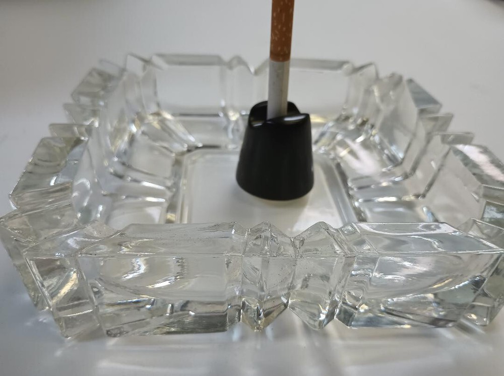 Resin Cigarette Snuffer