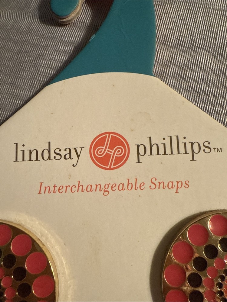 Lindsay Phillips Interchangeable Snaps for Switch Flops. New On Original Packing