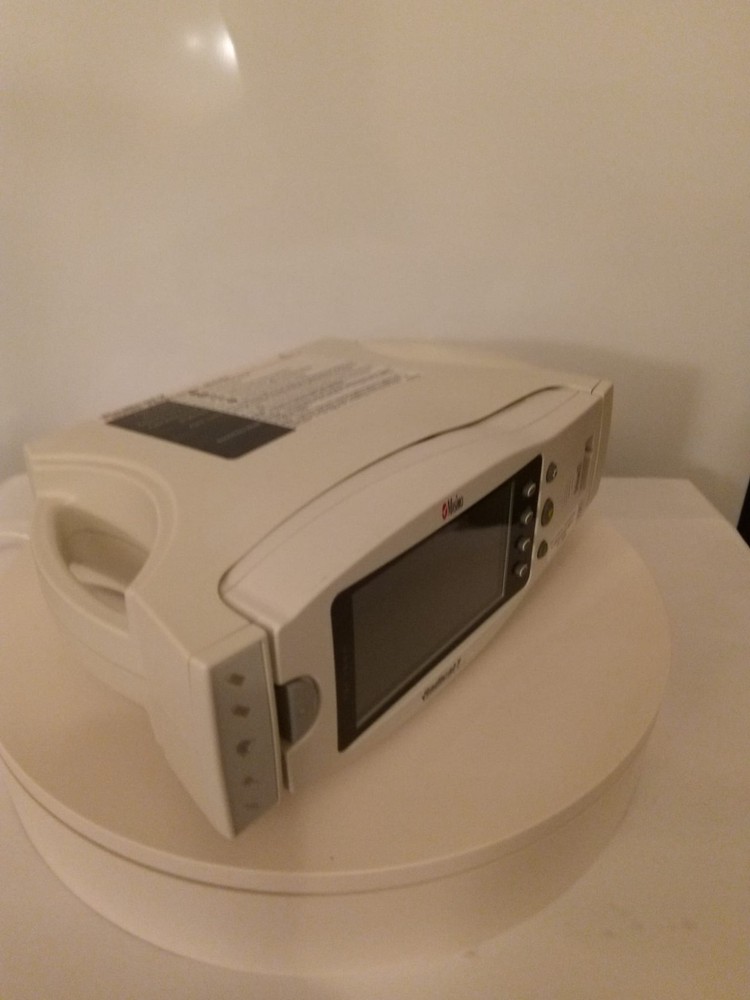 MASIMO RADICAL-7 PULSE OXIMETER