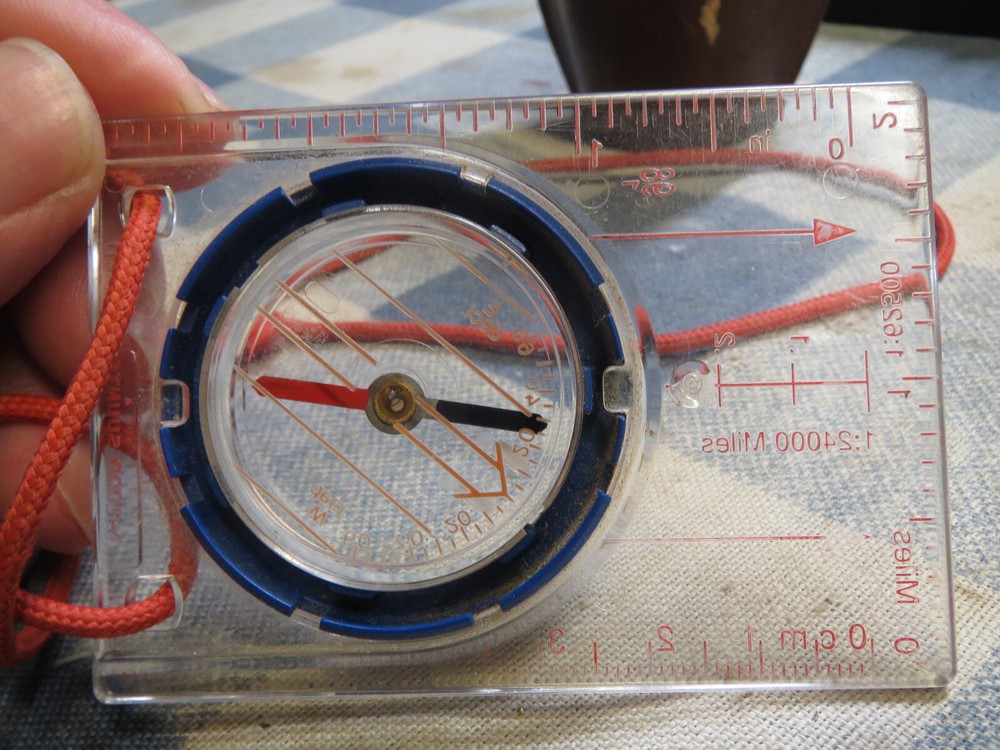 SUUNTO A1000 Finland Compass