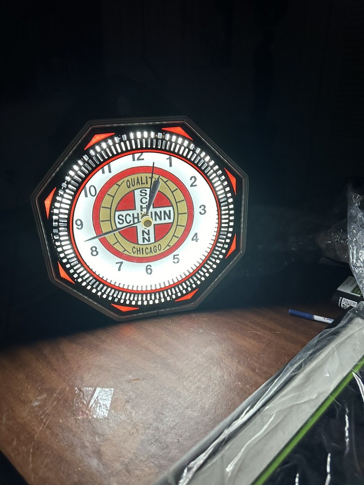 Spinner Neon Clock