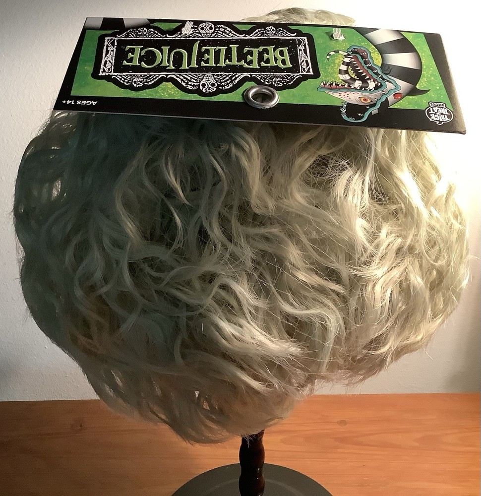 Beetlejuice Deluxe Injection Mask: