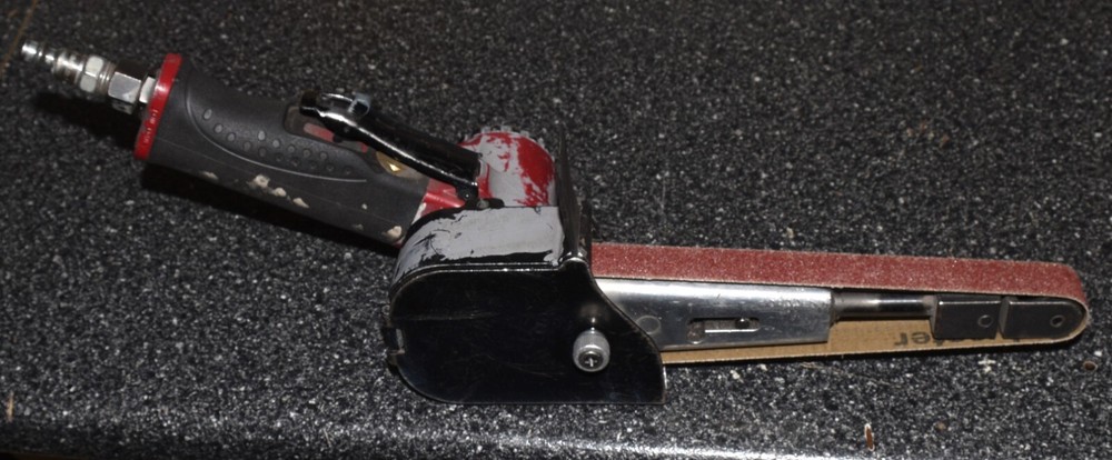 CHICAGO PNEUMATIC AIR BELT SANDER CP9780