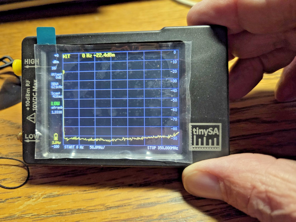 Tiny Spectrum Analyzer TinySA 100kHz-960MHz Portable Frequency Analyzer in Box
