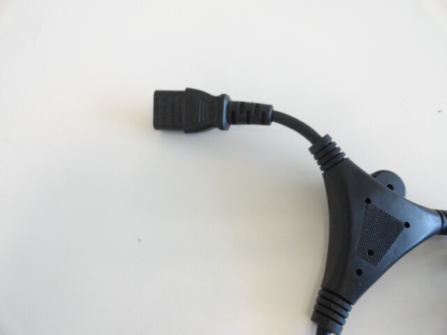 PP1: SP-509 Splitter Cable