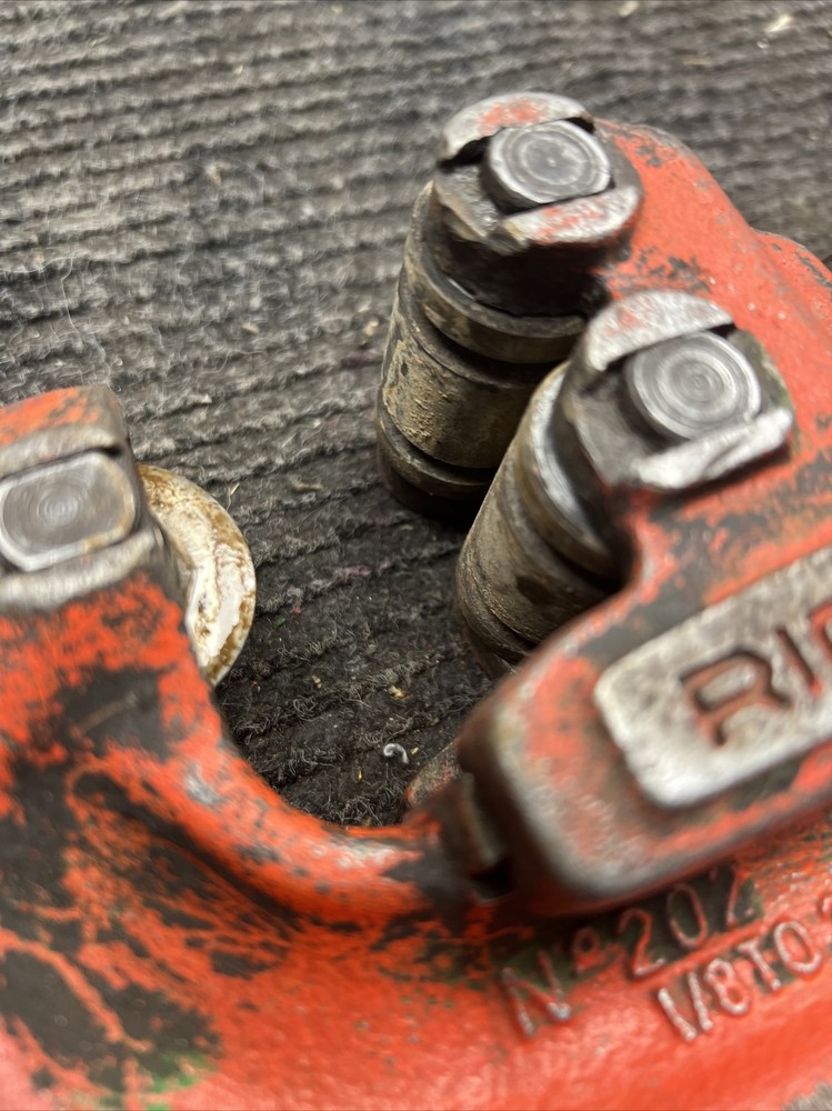 Used Ridgid 202 Pipe Cutter Wide Roll