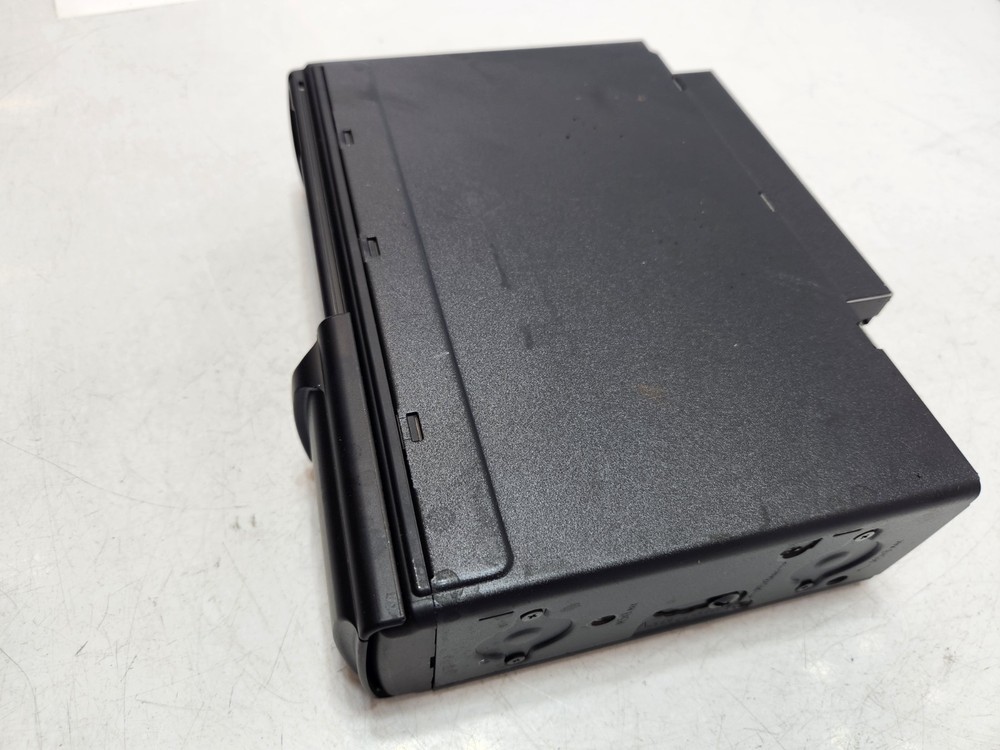 ✅ 03-10 OEM Porsche Cayenne 955 957 CD Changer Player Unit