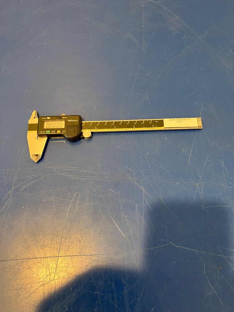 15327 Mitutoyo CD-6" CS digital caliper 6" code 500-196