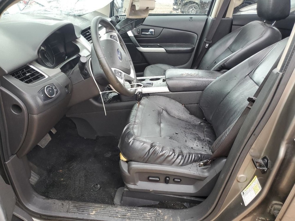 EDGE 2013 Glove Box 4889861