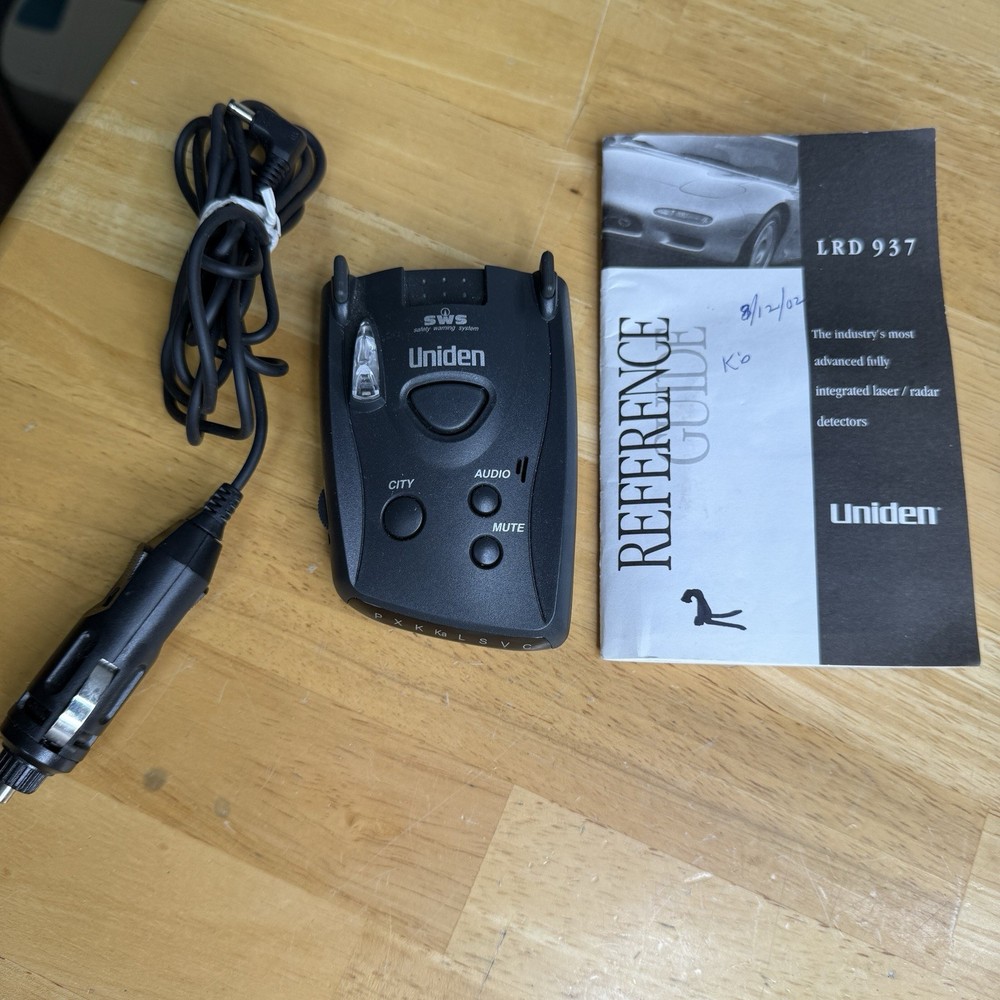 Uniden LRD 937 Radar Detector w Manual & Adapter, Working Read