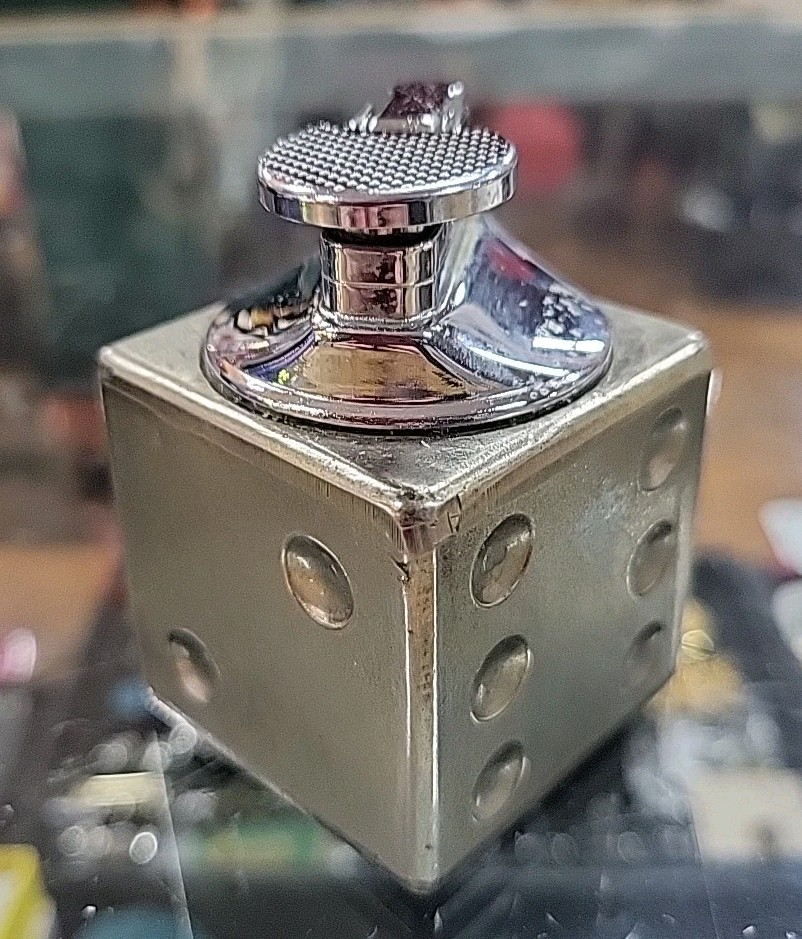 Vintage Japanese Dice Table Lighter Silver Metal Has Spark!