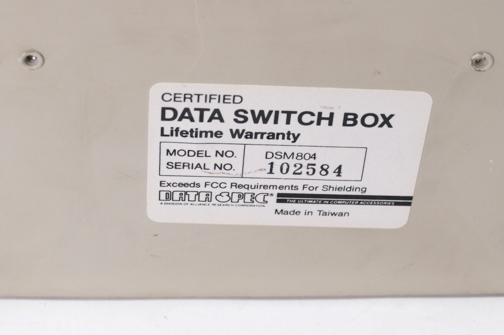Data Spec 4 position - 9-pin Video In/Video Out Switcher