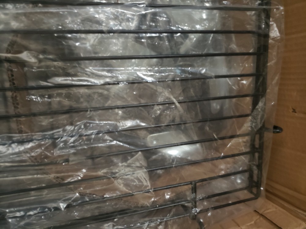 GRAND + BENEDICTS WIRE BIN (BOX 2 OF 2)