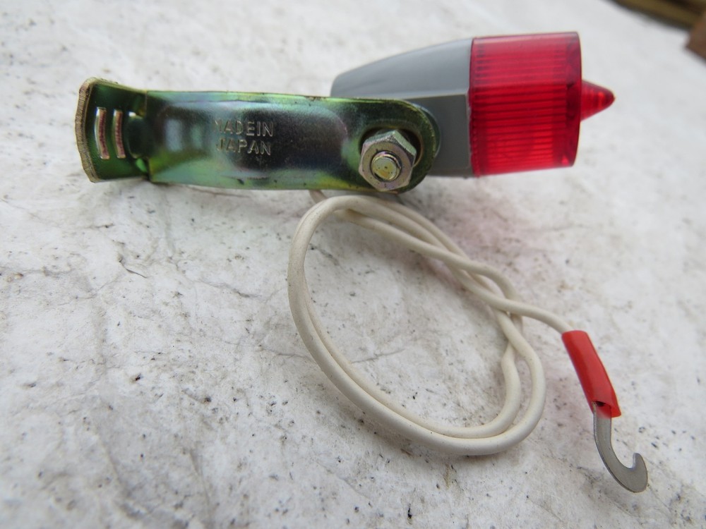 Sanyo Dynapower Tail Light for Bottom Bracket Dynamo Lighting NH-140S
