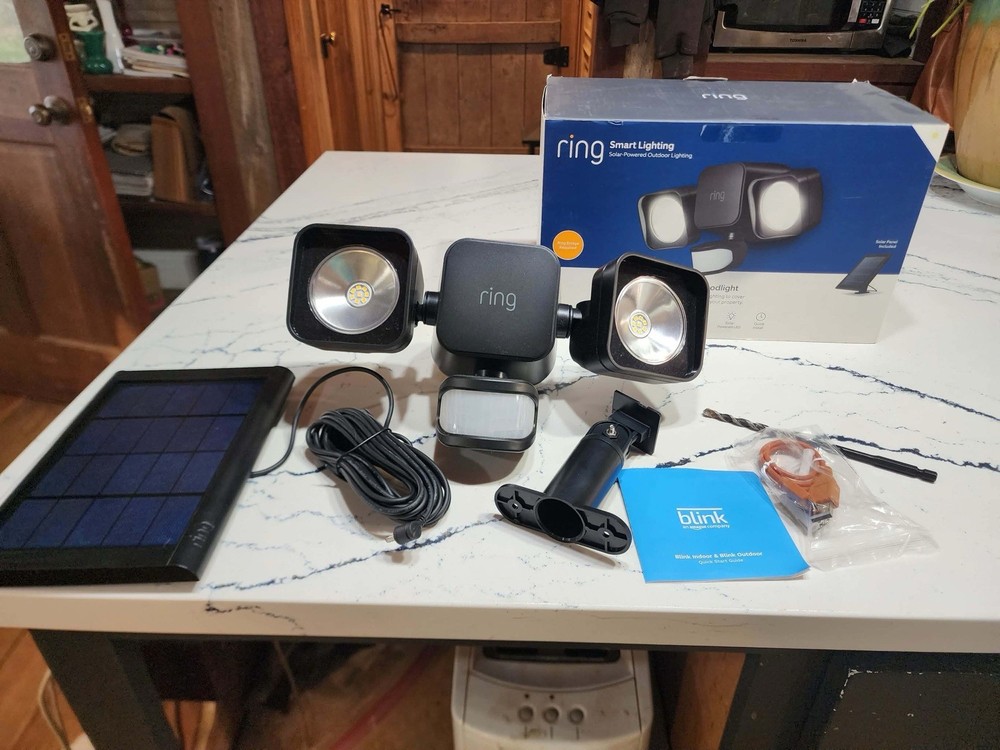 Ring Solar Floodlight Motion Light W/ Panel Open Box Untested Complete