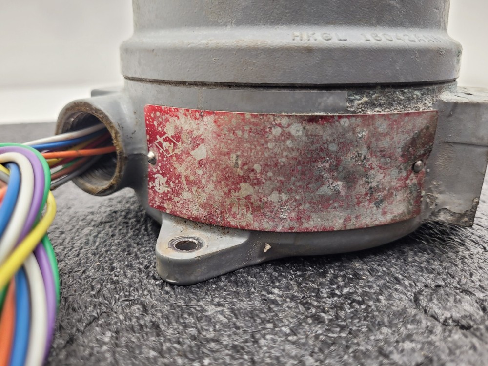 RKI Instruments M2 Transmitter with Hubbell Killark HKGL 0611