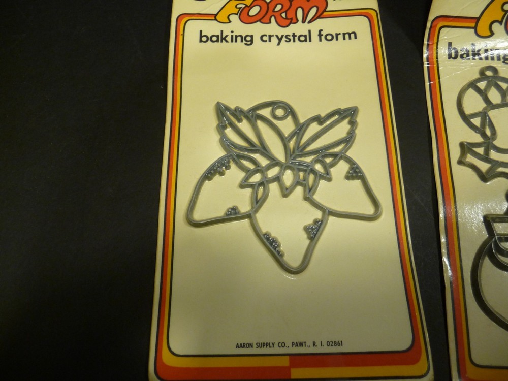 EZE Form Stained Glass Look Baking Crystal Forms..