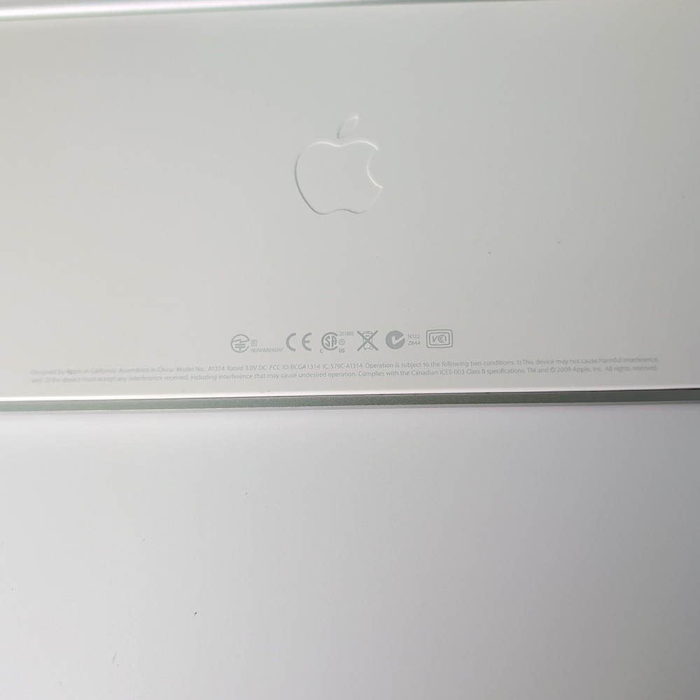 GENUINE Apple Wireless Bluetooth Keyboard A1314 Mac Tested