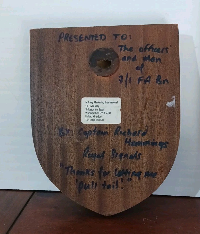 35 (SM) Signal Regiment Royal Corps of Signals mess (V) plaque. Message On Back