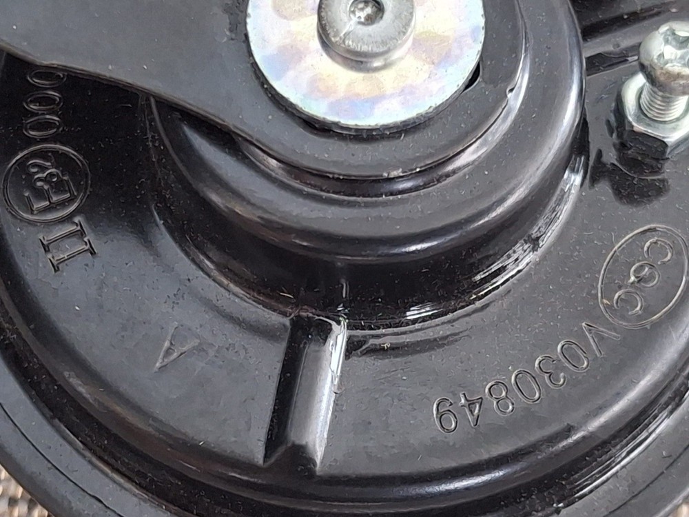 Universal motorcycle horn set, used, tested.