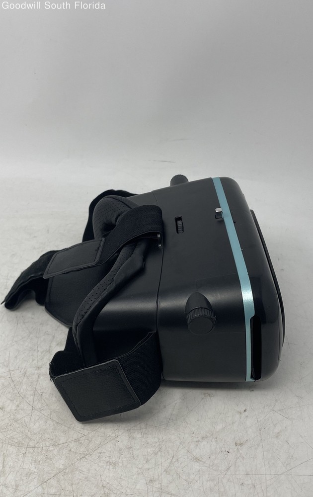 Arcadia Black Adjustable Strap Smartphone 360 Virtual Reality Headset