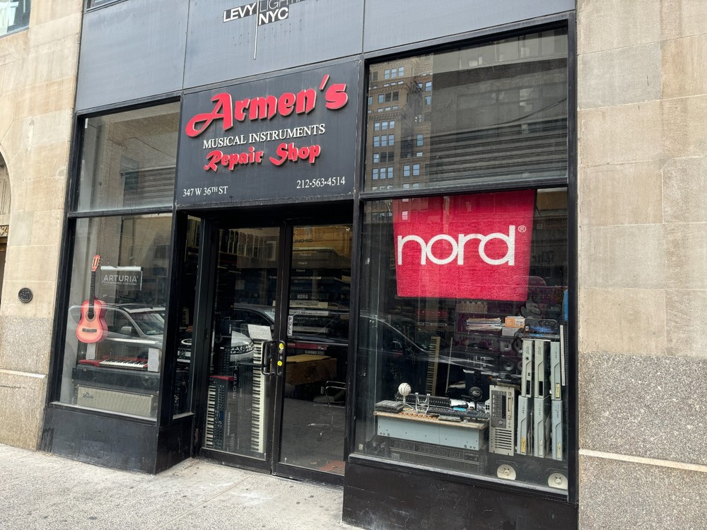 MOTU MIDI Express 128 USB MIDI Interface 2006 ARMENS