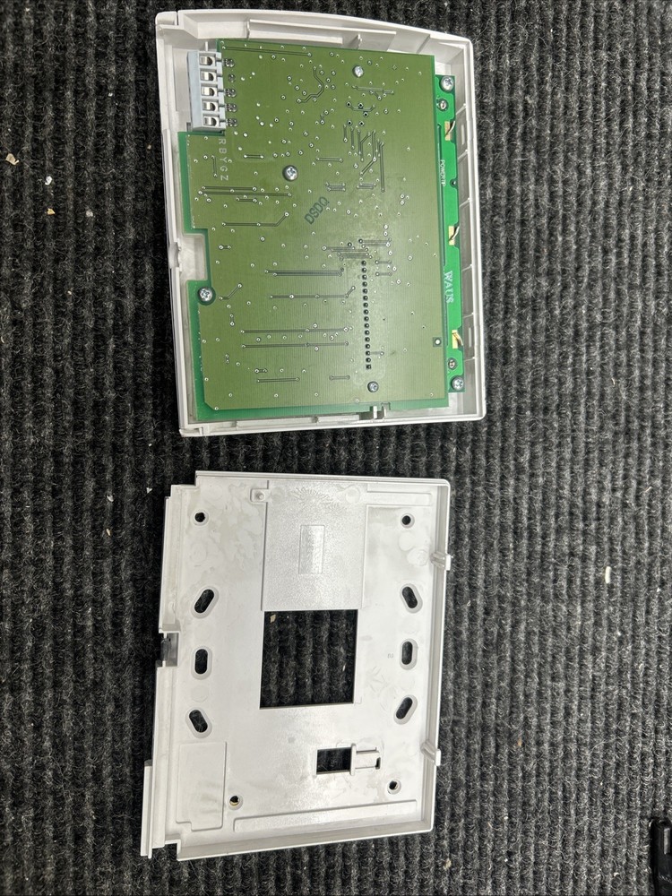 DSC PK5500 PowerSeries LCD Security Full-Message Keypad