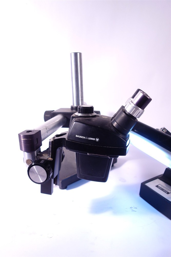Bausch StereoZoom Stereo Microscope + Stand +Cold Light Source - Excellent