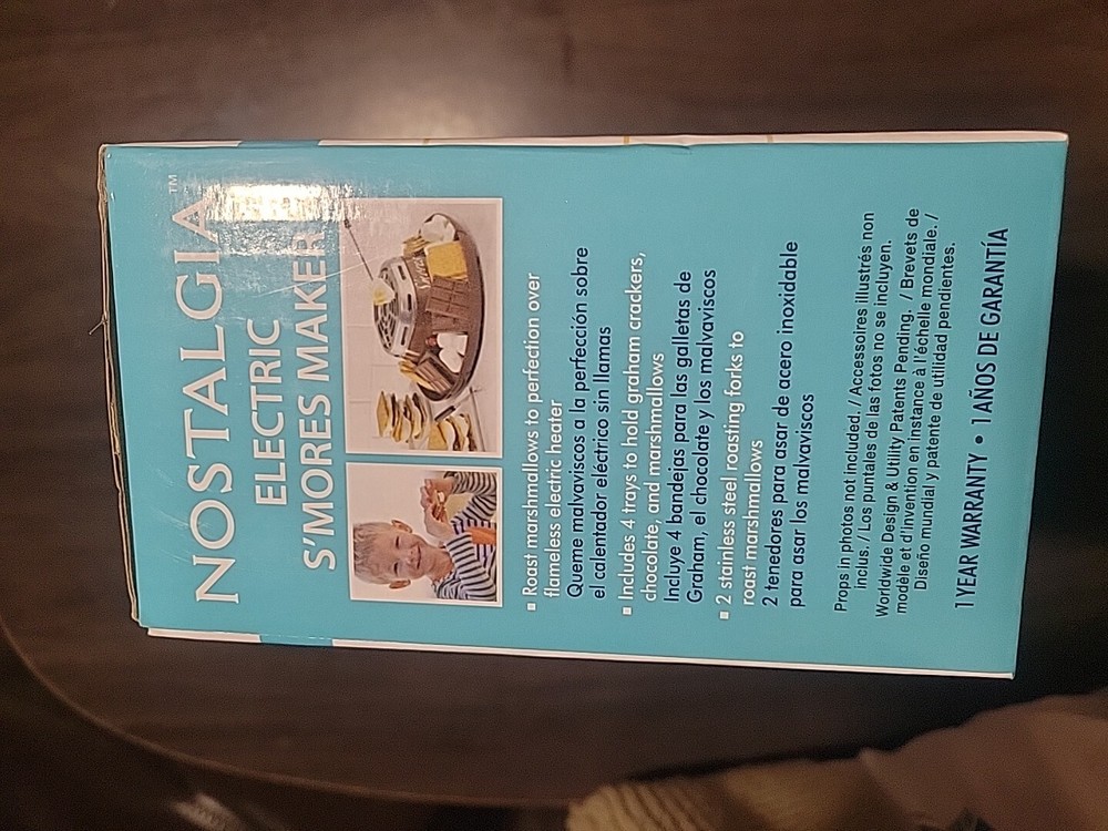 Nostalgia Electronic S'mores Maker