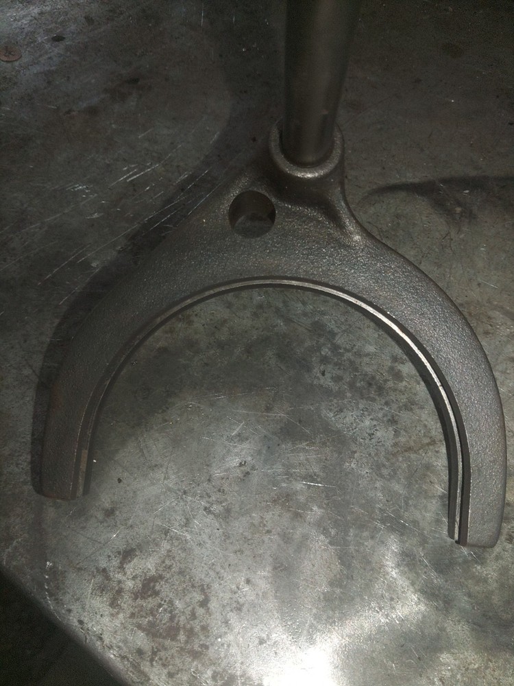 John Deere 5310 Fork gear Shift. (R120629)