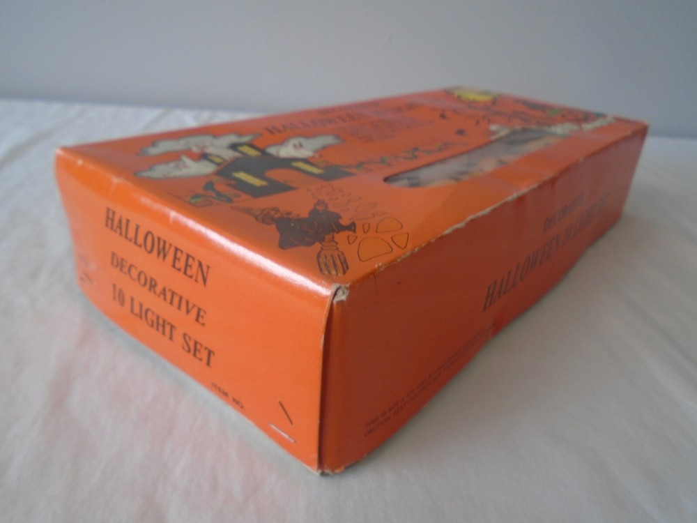 Vintage Decorative Halloween Pumpkin Blow Mold 10 Light Set