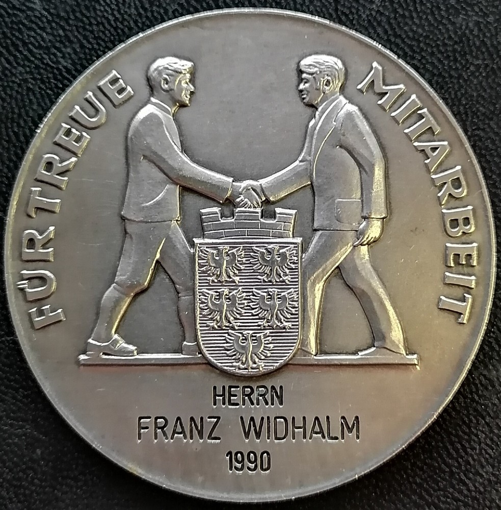 Für Treue Mitarbeit