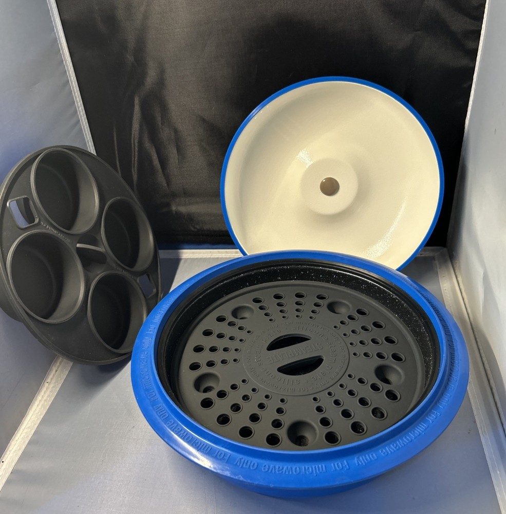 Range Mate Professional Microwave Cookware Grill Steam Pan Blue Complete