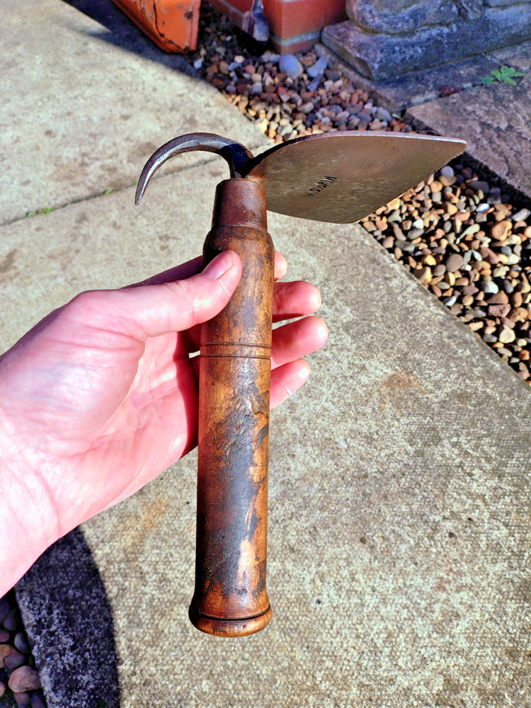 Vintage W Gilpin Pig scraper / hog scraper in nice condition