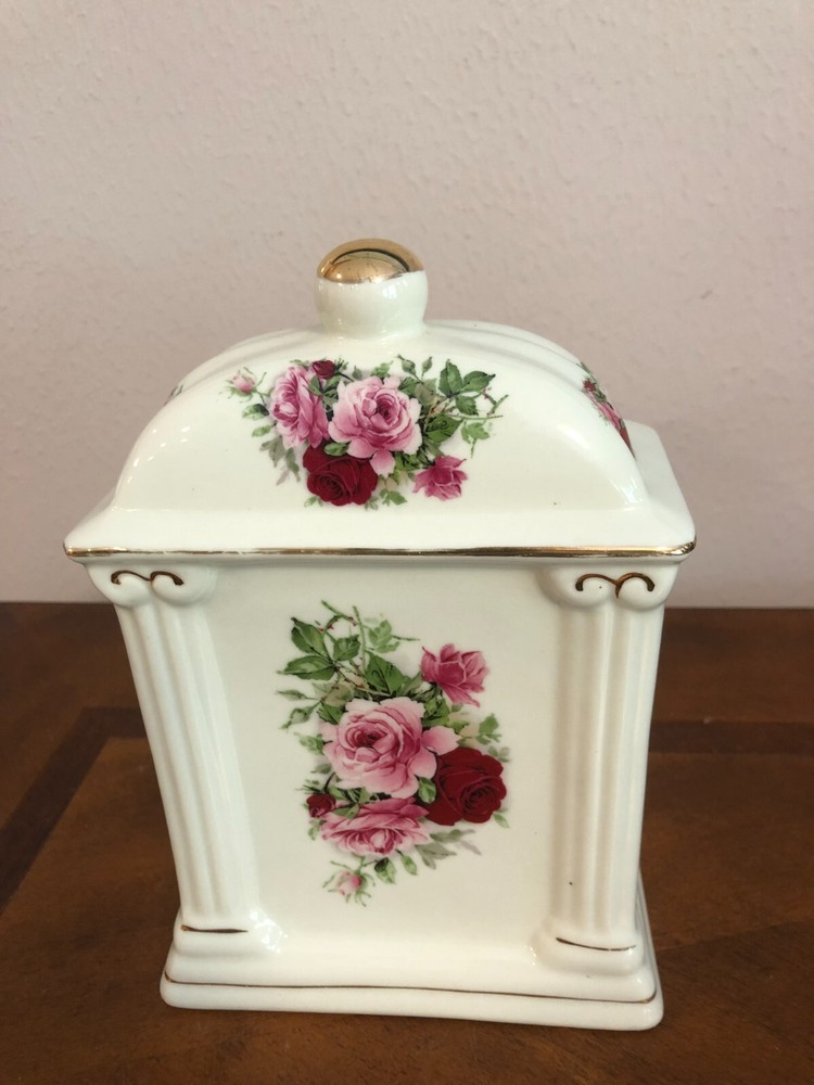 FORMALITIES BY BAUM BROS PORCELAIN/CERAMIC QUARTZ MANTLE CLOCK