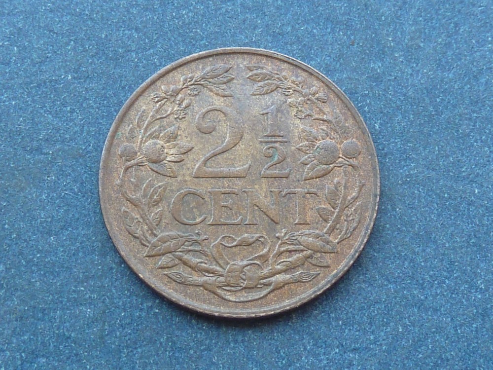 Netherlands Indies 2 1/2 cent piece 1941