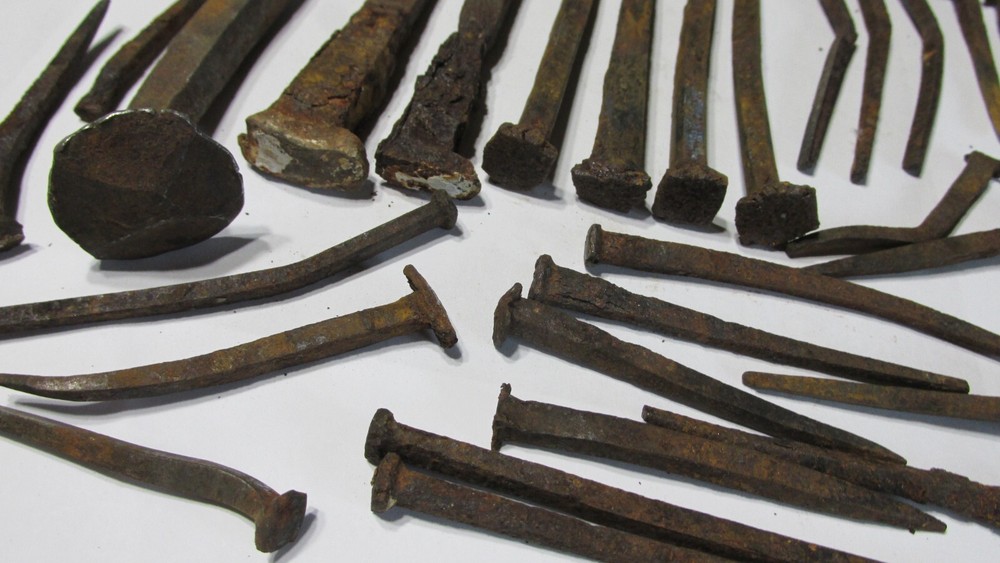 ANTIQUE SQUARE NAILS LOT VARIOUS SIZES
