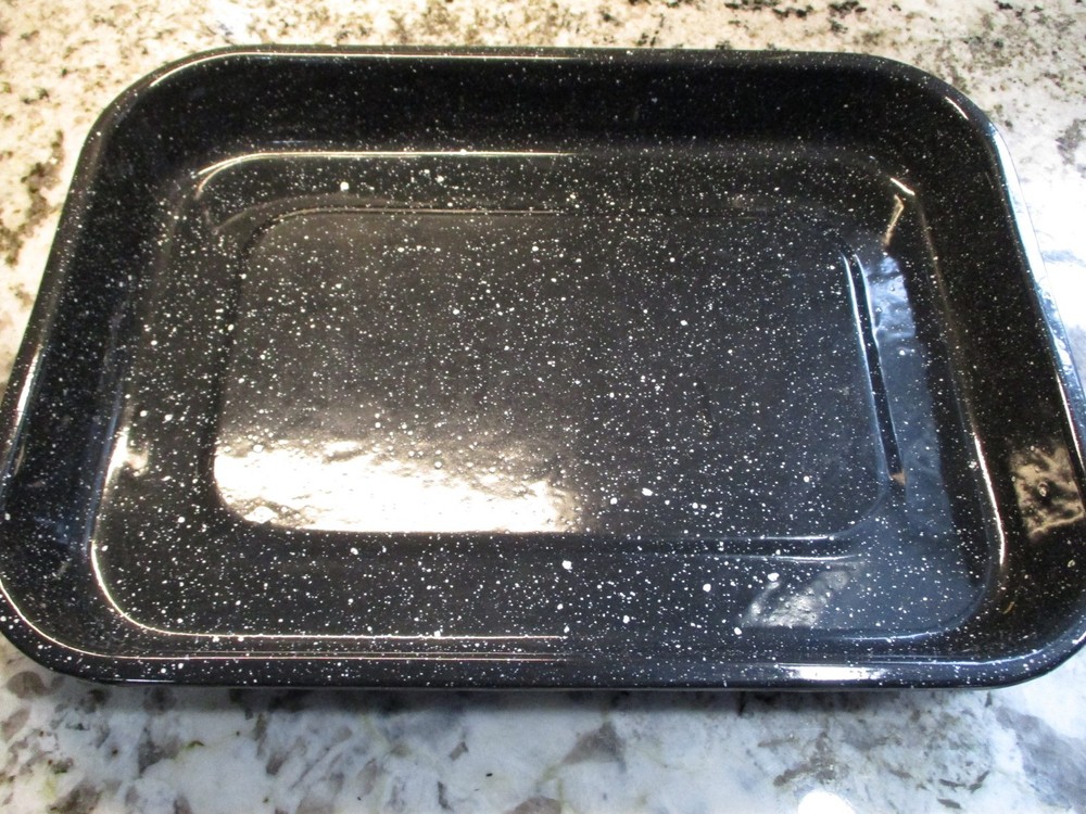 Enamelware Graniteware black speckled rectangle baking pan roaster 16x12x2"
