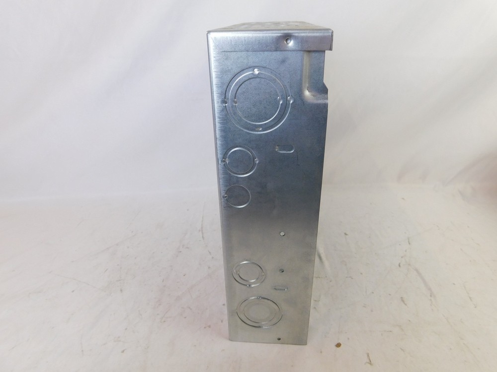 Eaton BR816L125SDP Loadcenters and Panelboards