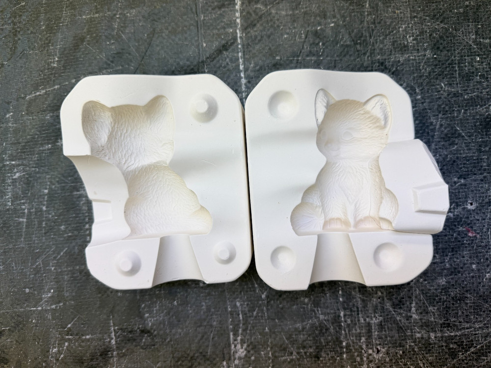 VINTAGE RIVERVIEW CERAMIC MOLD #338 FOX