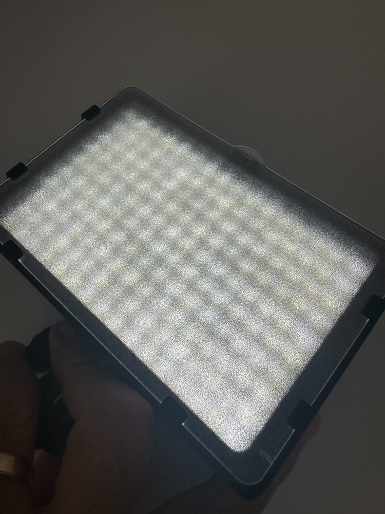 160 LED CN-160 Dimmable Ultra Panel Digital Camera/Camcorder Video Light
