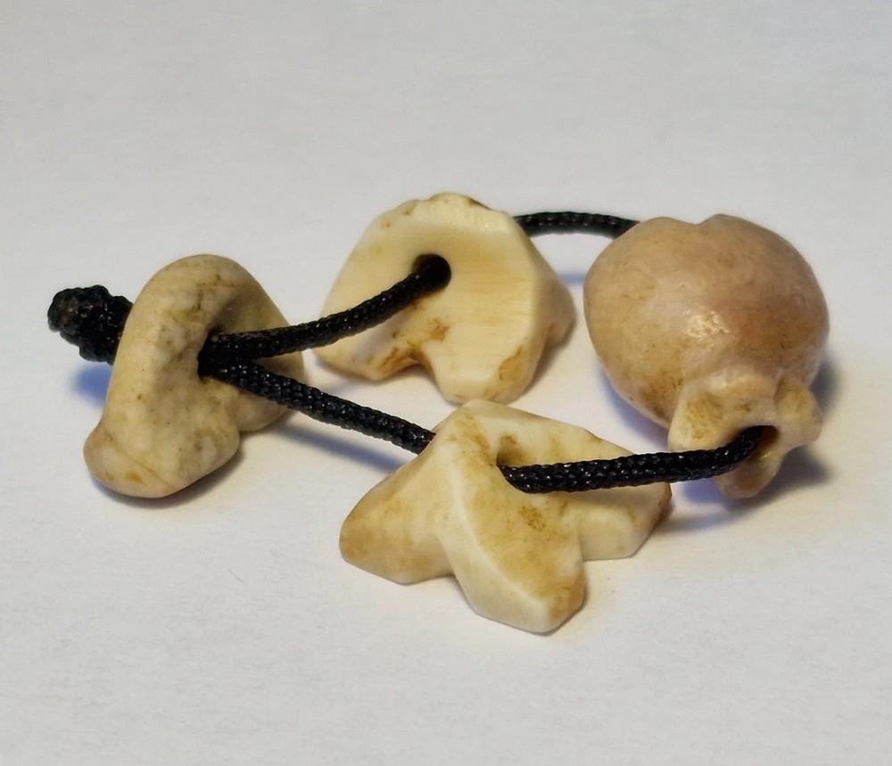 4 ANCIENT RARE ASIA MINOR SHELL BEADS