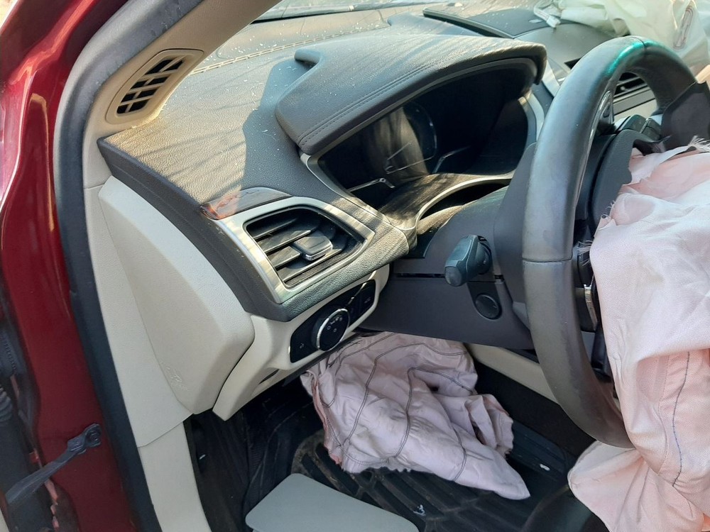 MKZ 2015 Air Shutter 868240