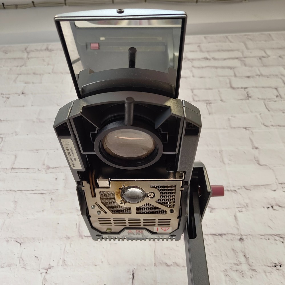 3M Quantum Portable Overhead Projector 2770 Grey Hard Shell High Resolution