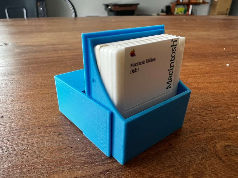 Maclock miniature floppy disks with caddy