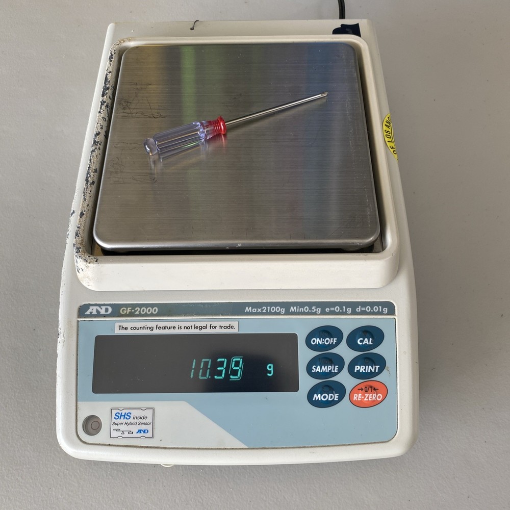 A&D GF-2000 Precision Lab Balance Compact Bench Scale Max 2100 g *(Read Descrip)
