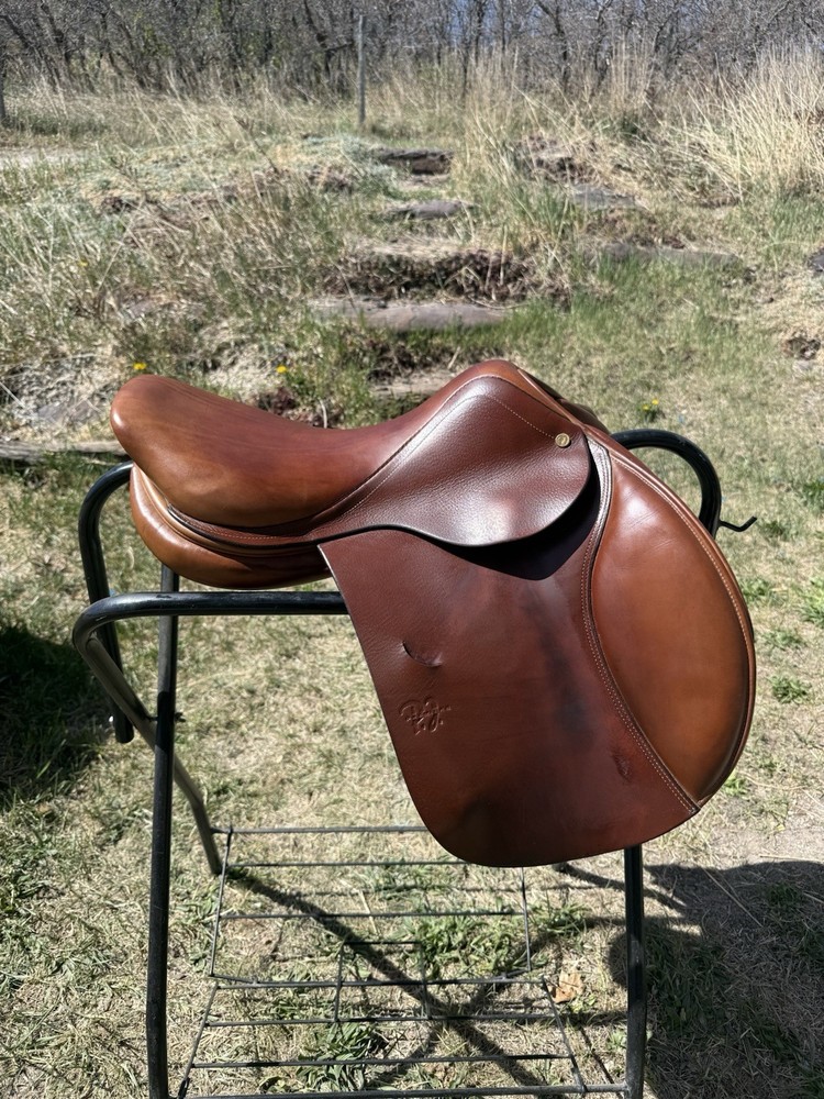 17” PJ premier Jump Saddle